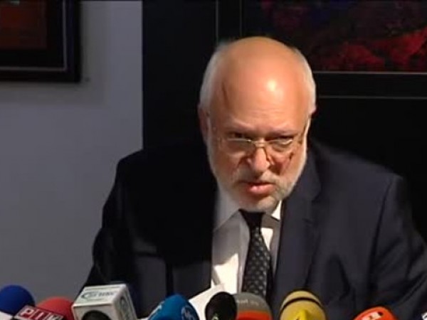 Директорът на Българската национална телевизия Емил Кошлуков ще съди министъра