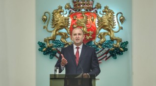 Държавният глава Румен Радев изказва съболезнования на семейството близките и