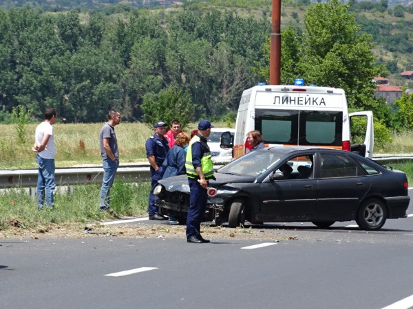 50-годишна жена от Дупница е транспортирана за преглед в МБАЛ-Благоевград,