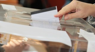 Право да гласуват с подвижна избирателна кутия в изборите за
