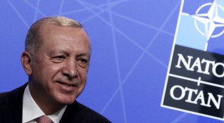 Няма проблем в отношенията между Турция и Съединените щати който