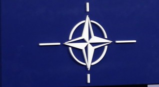 Пекин обвини НАТО че преувеличава с теорията за китайската заплаха