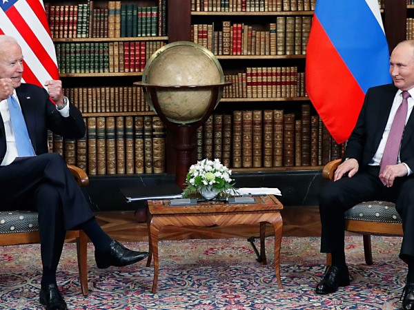 Президентите на Русия и САЩ Владимир Путин и Джо Байдън