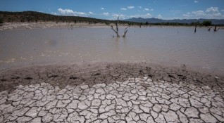 Недостигът на вода и засушаването могат да нанесат щети от