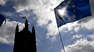 Европейският съюз съобщи че Великобритания е поискала тримесечно отлагане на