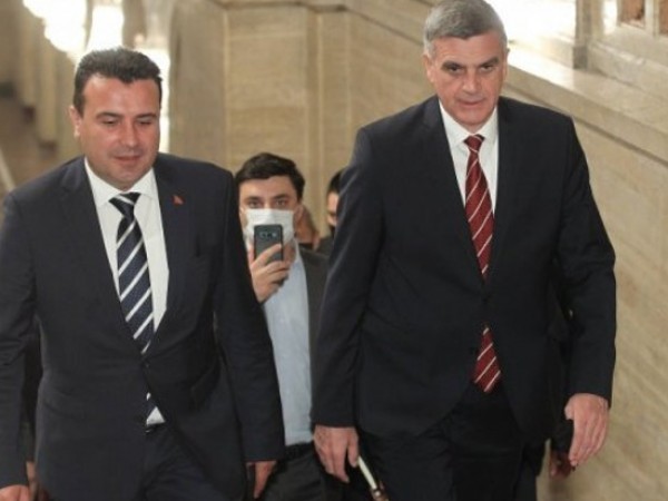 Какви компромиси предложи македонският премиер Зоран Заев в спора с