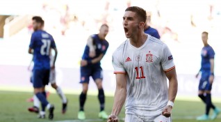 Испания унижи Словакия в последния си мач от груповата фаза