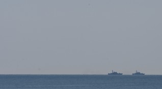 Намерена е черната кутия на падналия в Черно море самолет