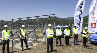 Аурубис започна изграждането на 10 мегаватова MW фотоволтаична електроцентрала до