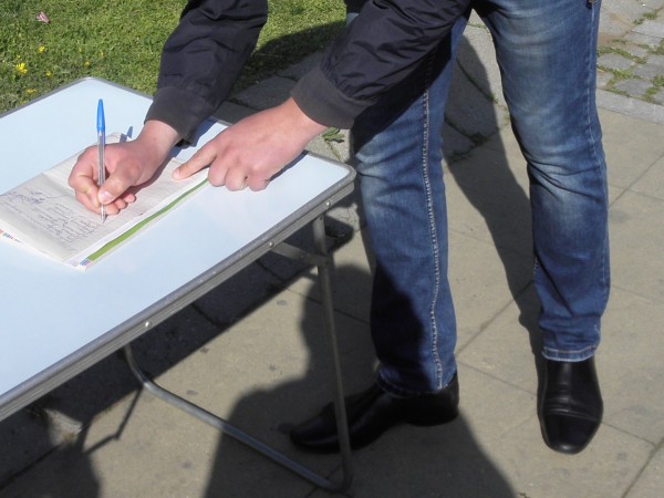 В Дупница започна подписка срещу решението на Общинския съвет да