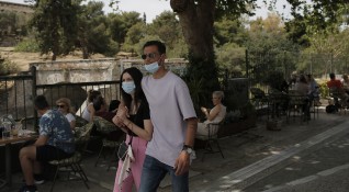 Повече от осем милиона дози ваксини са приложени в Гърция
