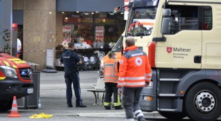 Двама мъже са били наръгани с нож в Ерфурт Германия