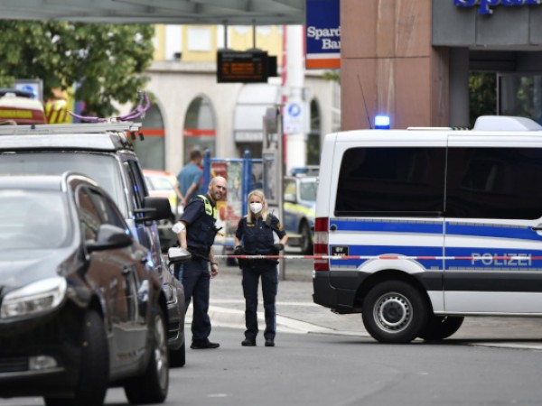 Германските следователи подозират, че зад нападението с нож миналата седмица