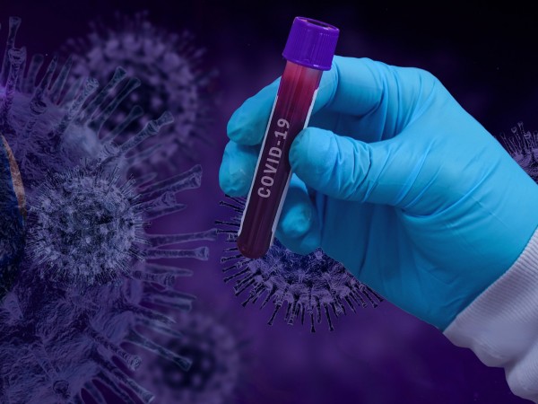 Има данни, че завършената ваксинация срещу коронавируса предпазва от новия