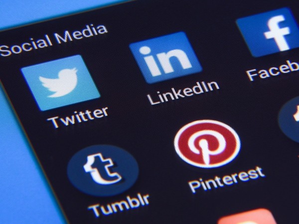 Социалната мрежа Pinterest обяви че забранява публикуването на реклами за