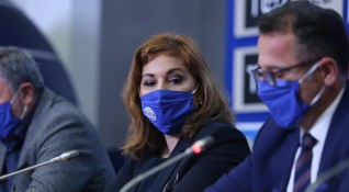 Прокуратурата оттегли обвиненията срещу председателя на Българския фармацевтичен съюз проф