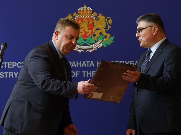 Красимир Каракачанов – бивш вицепремиер и министър на отбраната, излезе