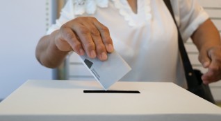 Проблеми с машините за гласуване са възникнали на много места