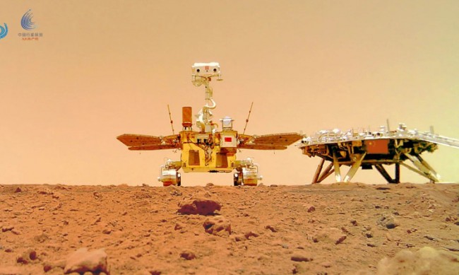 Марсоходът „Чжужун” измина 400 метра на повърхността на Марс