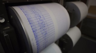 Две слаби земетресения са регистрирани днес на територията на Централна