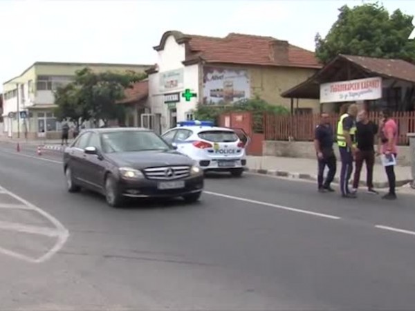 Мълчалив протест се проведе в село Братаница, където полицай блъсна