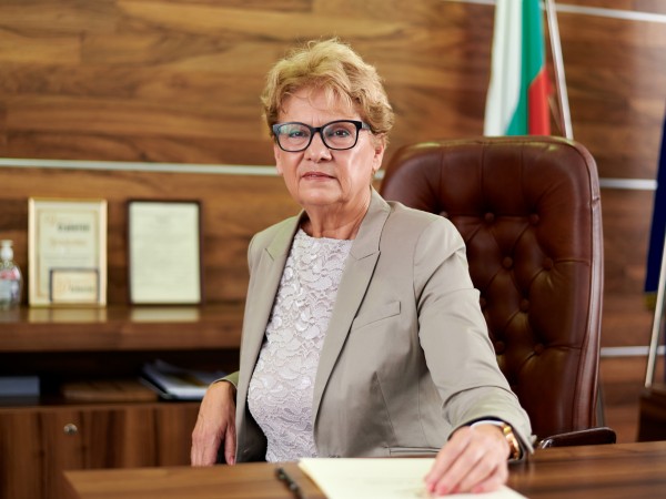 Регионалният министър Виолета Комитова уволни назначения през месец май председател