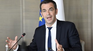 Френският министър на здравеопазването Оливие Веран призова населението на страна