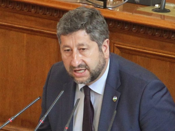 Лидерът на ДБ Христо Иванов призова ВСС да изложи публично
