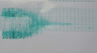 Силно земетресение от 8 1 по Рихтер удари бреговете на Аляска