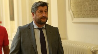Парламентарната група на Демократична България ще обяви следващата седмица дали