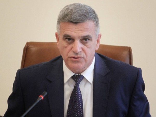 Служебният премиер Стефан Янев коментира, че гражданите имат право да