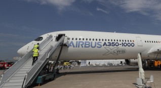Съдът в Украйна наложи арест на 13 самолета Airbus собственост