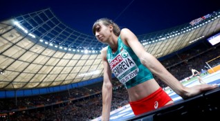 Мирела Демирева отпадна от битката за медалите в скока на