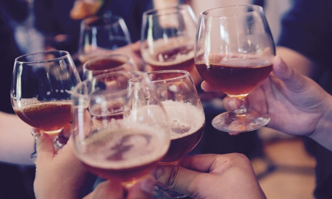 Българските младежи в топ 3 по редовно пиене