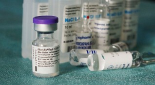 Ваксината срещу коронавирус на Pfizer крие риск от развиване на