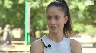 Златните момичета от ансамбъла по художествена гимнастика на България спечелиха