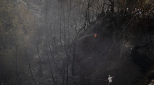 Няма оцелели от катастрофата на пожарния самолет Бе 200 в Турция