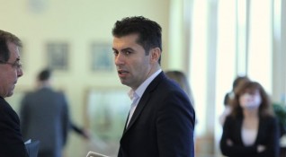 Министърът на икономиката Кирил Петков заяви че като български гражданин