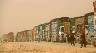 Пакистан отново отвори контролно пропускателния пункт Торхам на границата с Афганистан