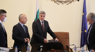 Служебният министър на отбраната Георги Панайотов заяви че България ще