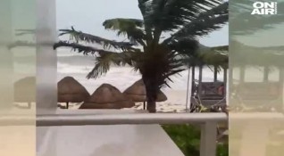 Ураганът Грейс връхлетя Мексико На полуостров Юкатан има опасност от
