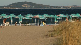 Плажовете без концесионер в Бургаско ще бъдат обхождани от полицейски