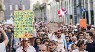 В Италия днес на протест излизат преподаватели и служители в
