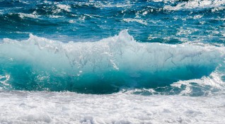 59 годишен мъж се е удавил в морето край Поморие съобщиха