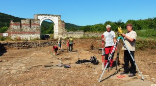 Завърши поредната археологическа експедиция при римския крайпътен комплекс Состра до