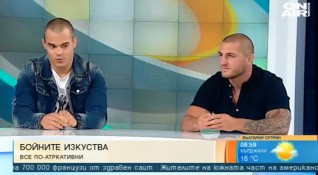 MMA бойците Живко Стоименов и Владислав Кънчев продължават с усилената
