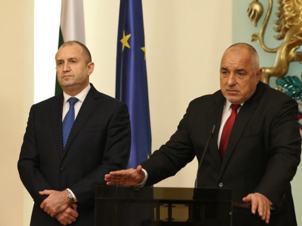 Дори и в деня на Съединението на България, българските политици