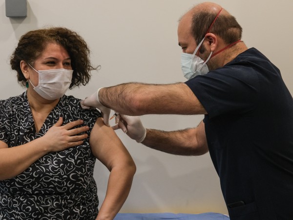 Засилен интерес към ваксинацията срещу COVID-19 се наблюдава в Турция,