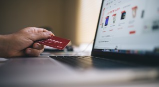 Ппокрай пандемията хората предпочитат онлайн плащанията Отчита се ръст със 75