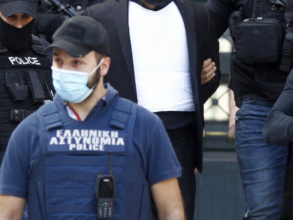 Гръцката полиция задържа 39-годишен сърбин в Солун, за когото има